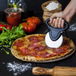 Microplane Profi-Pizzaschneider -Würze Verkäufe 2024 microplane specilaty pizza cutter use 1080sq